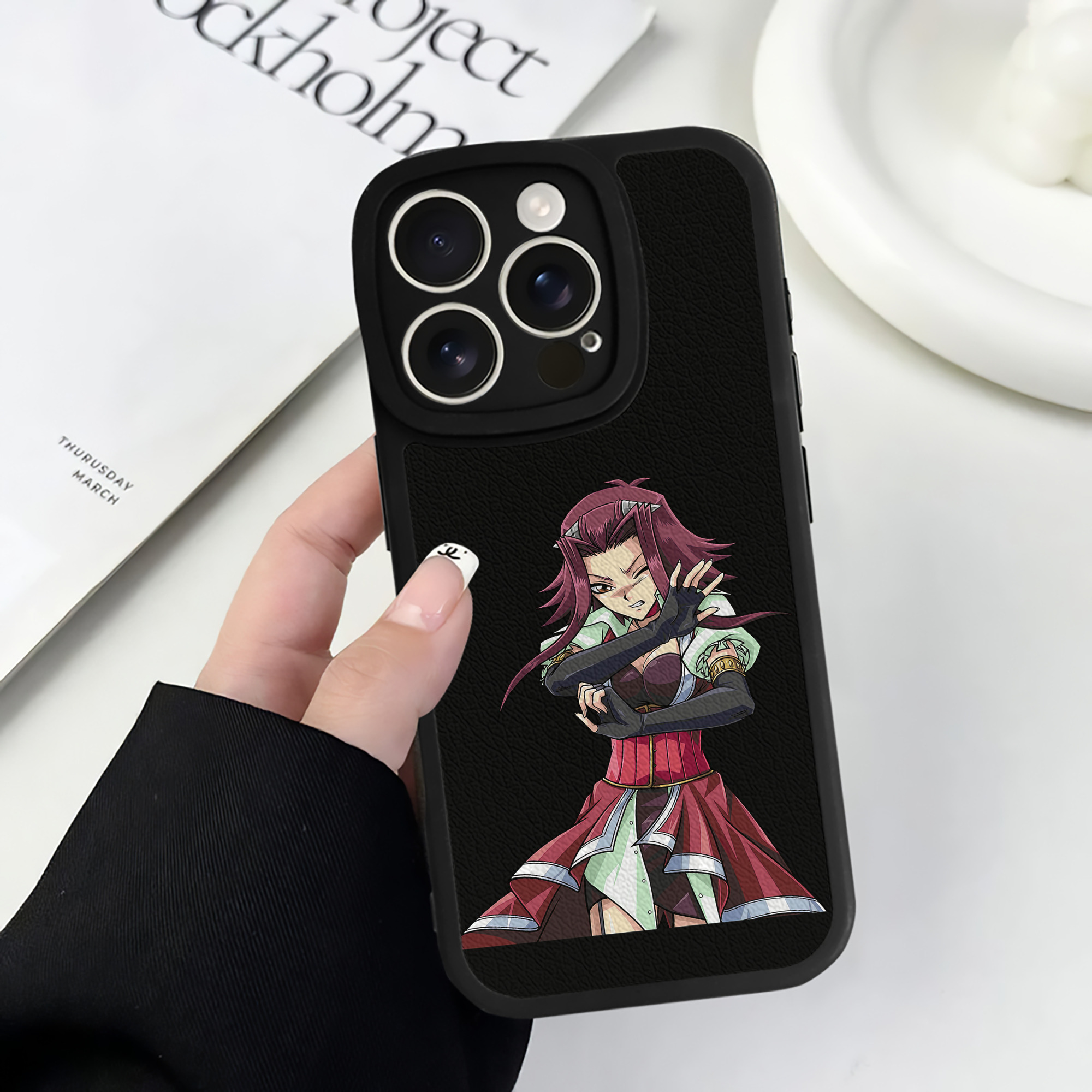 （画像用） 遊☆戯☆王 Yu-Gi-Oh! 【iPhone 16シリーズ対応】シリコンスマホケース（レザー調） 材質：シリコン